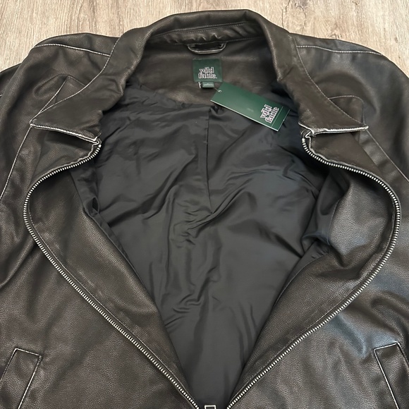 Wild Fable's Women's Distressed Faux Leather Bomber Jacket - Picture 5 of 16